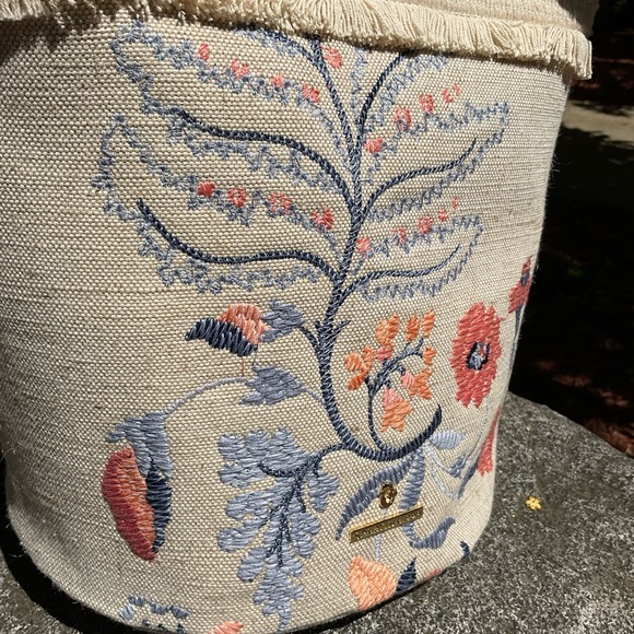 👛Spartina 449 Aubrey Fringe Bucket Bag - Picture 3 of 10